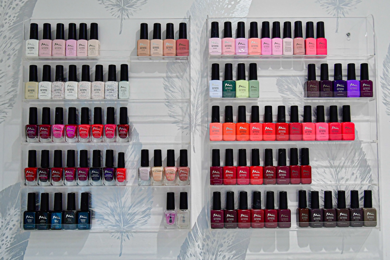Nail varnish products wall display